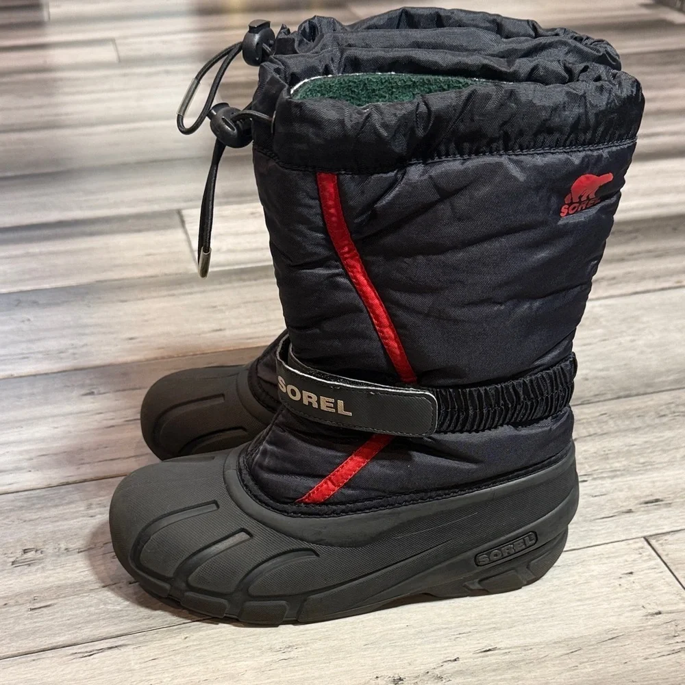 Sorel Men  Black Winter Boots with Red Accents